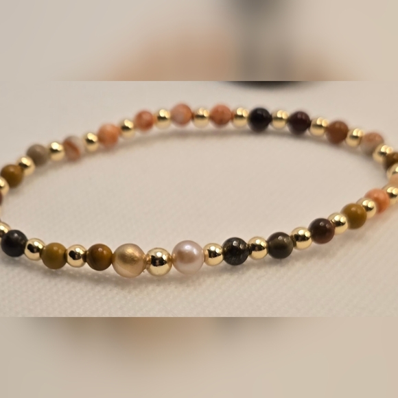 Stretchy bracelet - Picture 4 of 13